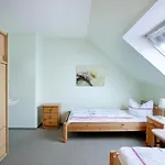 Hoern 2 *